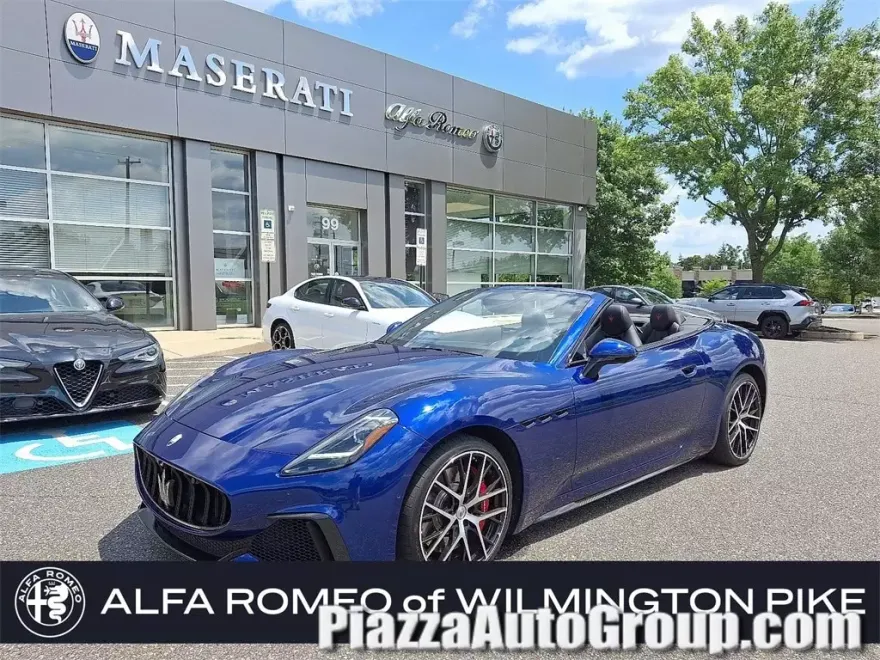 2024 Maserati Grancabrio photo 1
