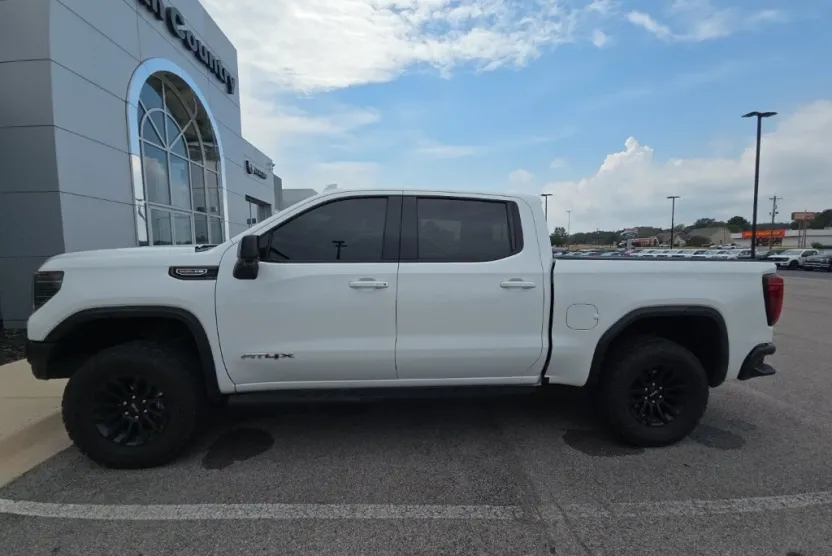 2023 Gmc Sierra 1500 AT4X photo 1