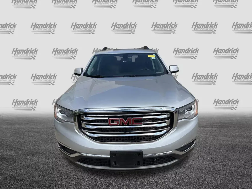 2017 Gmc Acadia SLT photo 1