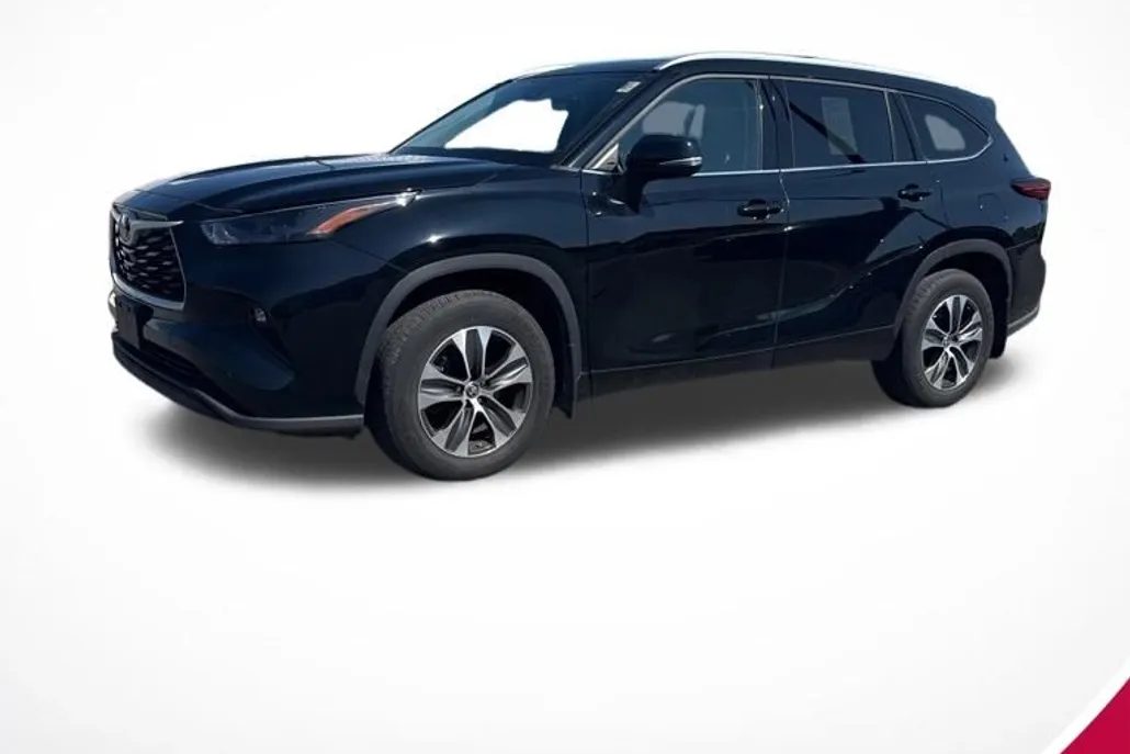 2022 Toyota Highlander XLE photo 1
