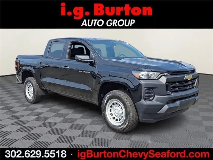 2025 Chevrolet Colorado LT photo 1