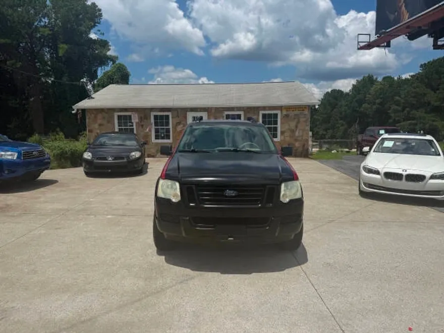 2007 Ford Explorer Sport Trac XLT photo 1