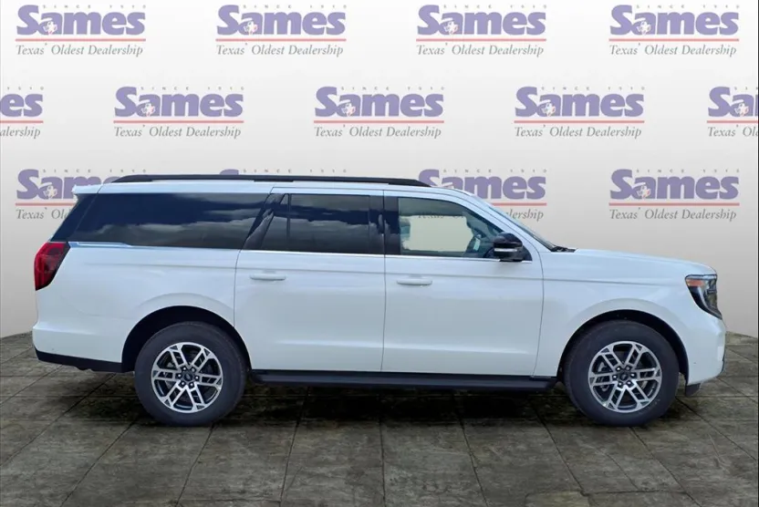 2025 Ford Expedition MAX photo 1