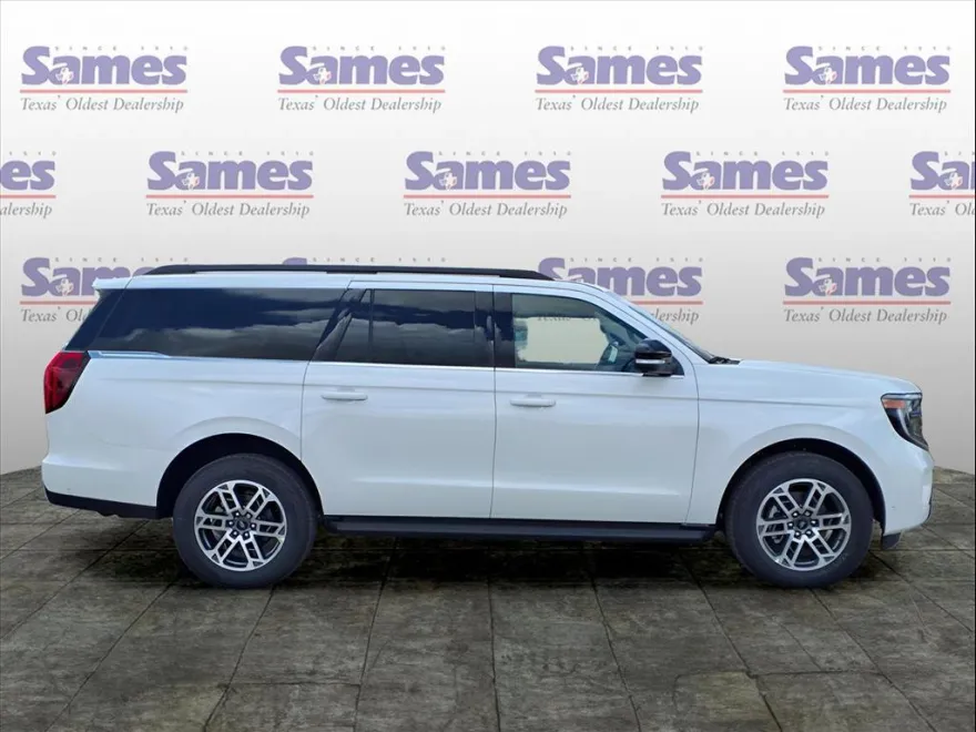 2025 Ford Expedition MAX photo 1