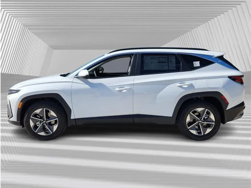 2026 Hyundai Tucson SEL photo 1