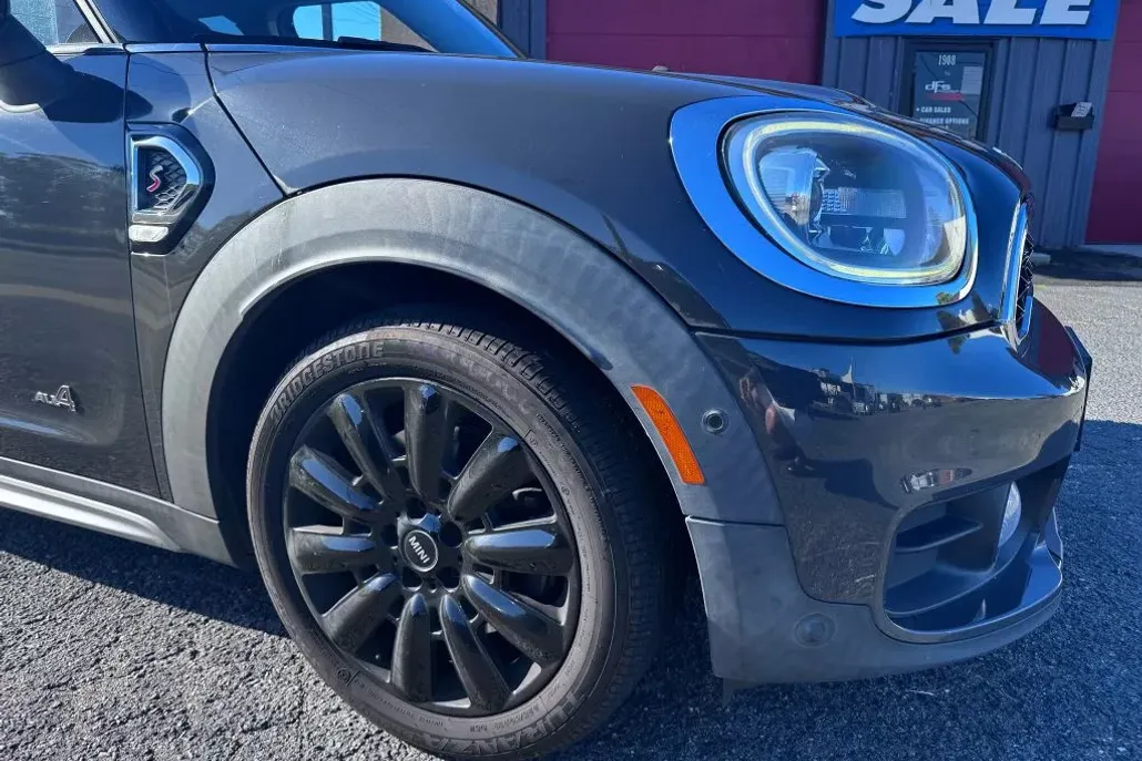 2018 Mini Countryman S ALL4 photo 1