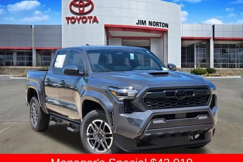 2025 Toyota Tacoma TRD Sport Double Cab photo 1