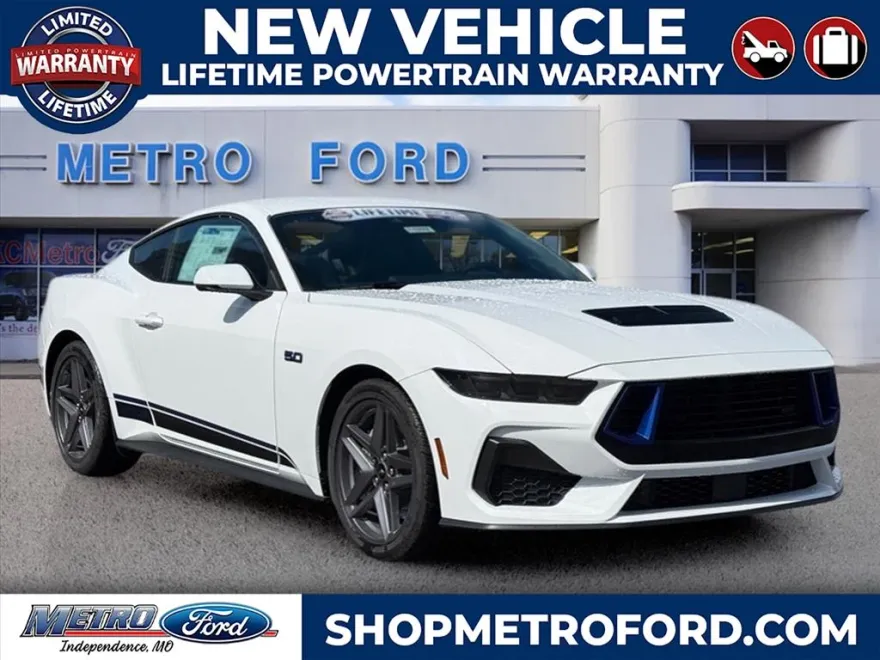2025 Ford Mustang GT Premium photo 1