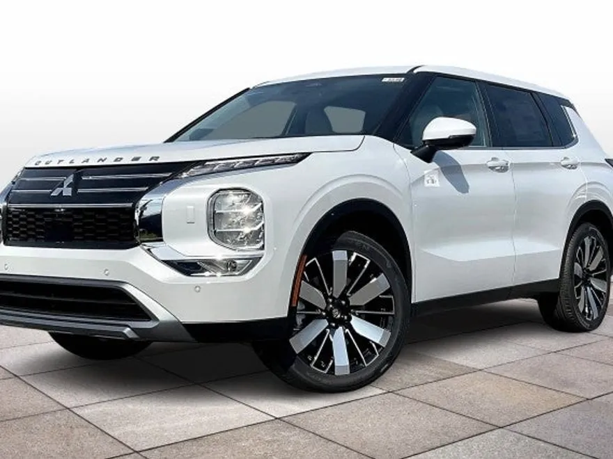 2025 Mitsubishi Outlander SE S-AWC photo 1