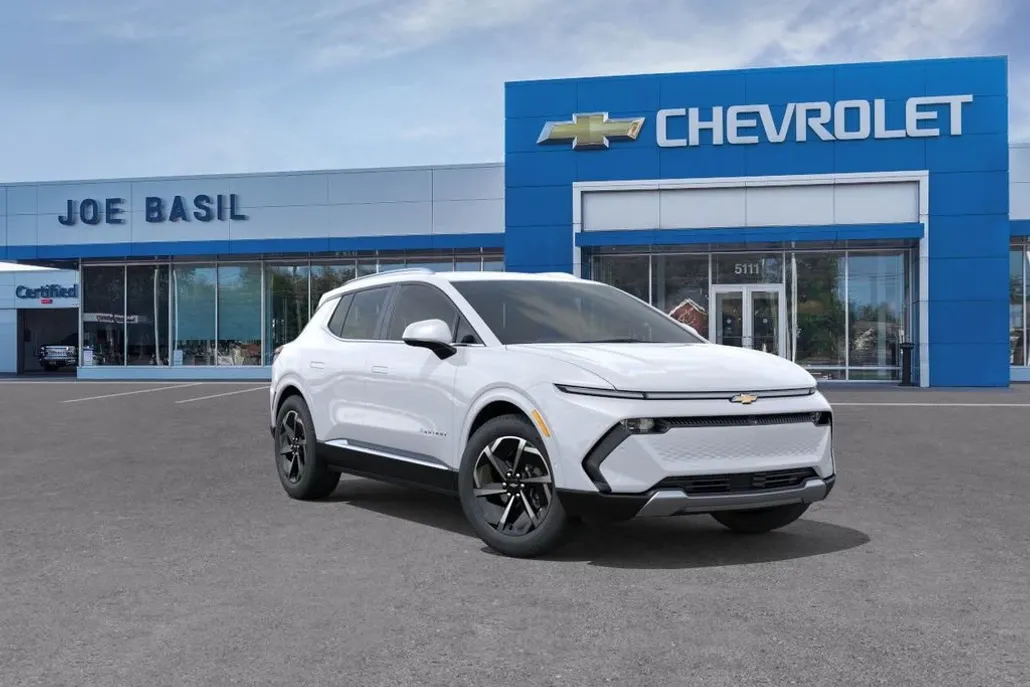 2025 Chevrolet Equinox EV 1LT photo 1
