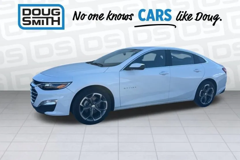 2024 Chevrolet Malibu 1LT photo 1