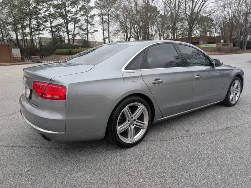 2013 Audi A8 3.0T Quattro photo 1