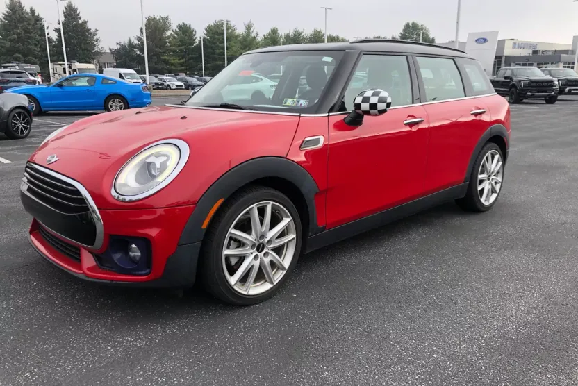 2016 Mini Clubman Base photo 1