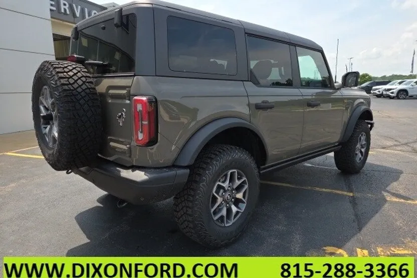 2025 Ford Bronco Badlands photo 1