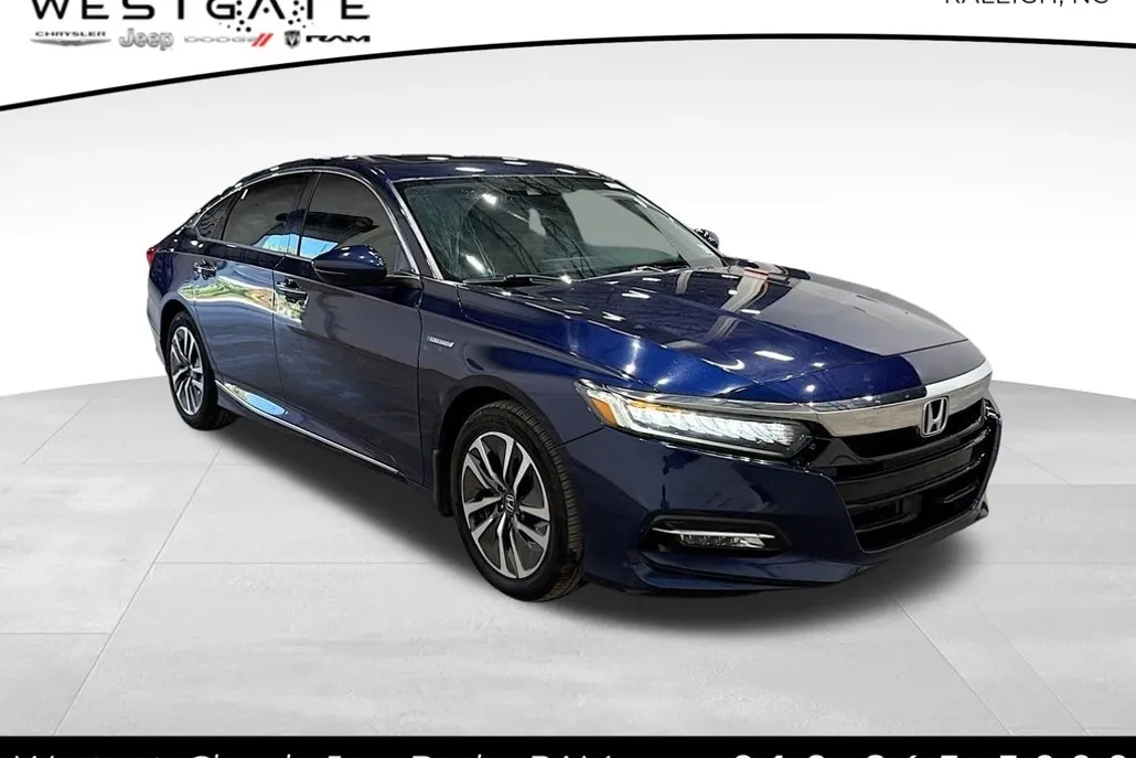 2019 Honda Accord Hybrid Touring photo 1