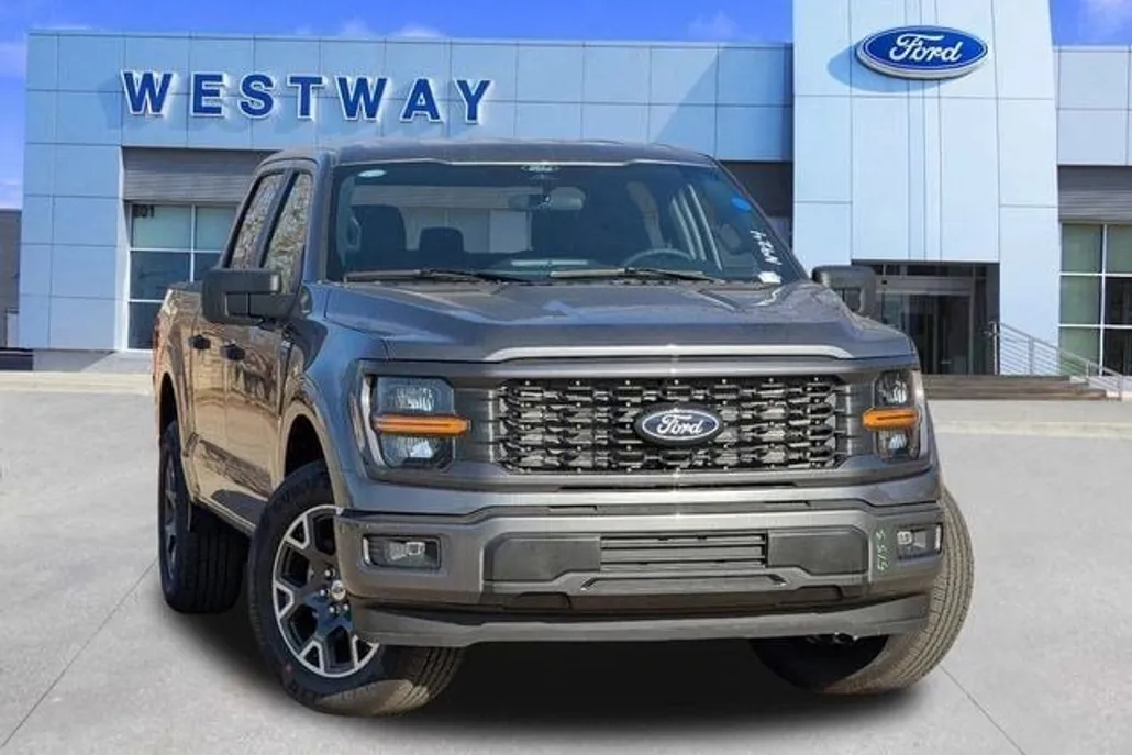 2025 Ford F-150 STX photo 1