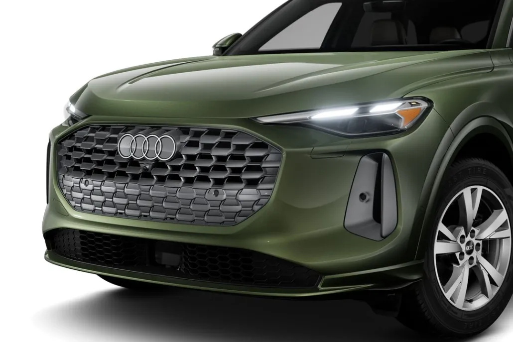 2025 Audi Q5 Premium photo 1