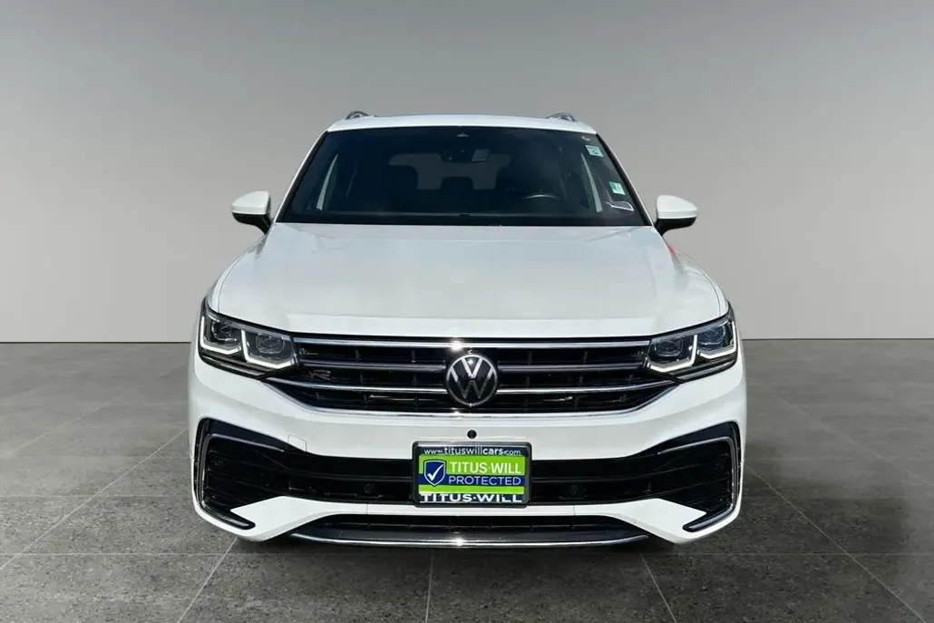 2022 Volkswagen Tiguan SEL Premium R-Line photo 1