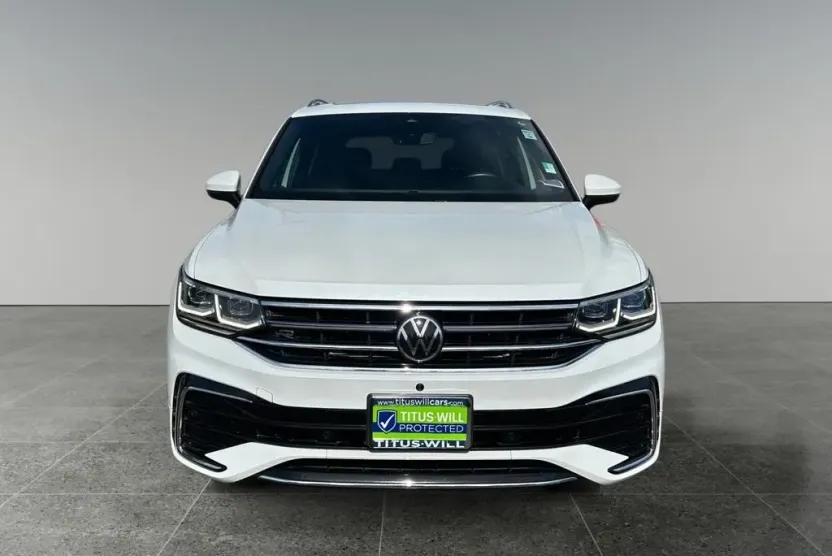 2022 Volkswagen Tiguan SEL Premium R-Line photo 1
