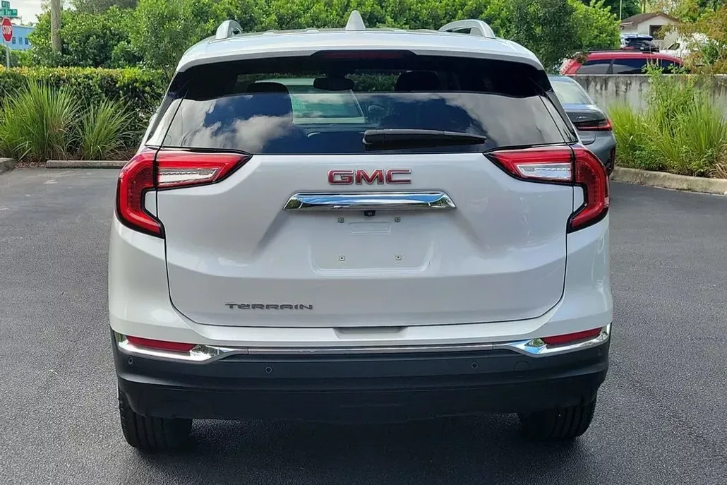 2022 Gmc Terrain SLT photo 1