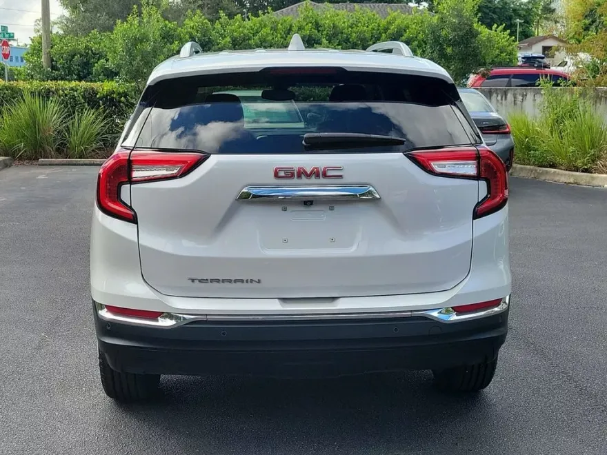 2022 Gmc Terrain SLT photo 1