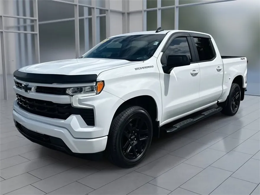 2023 Chevrolet Silverado 1500 RST photo 1