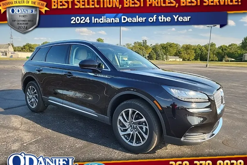 2022 Lincoln Corsair Standard photo 1