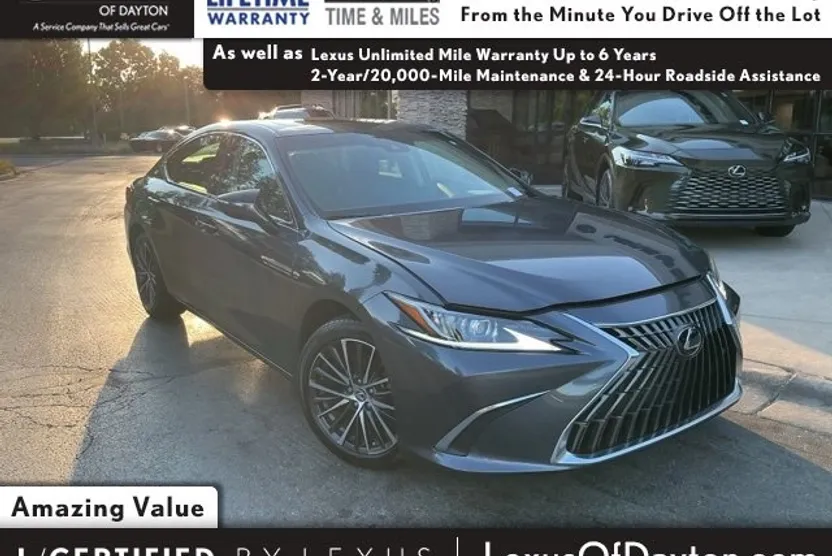 2024 Lexus ES 250 Luxury photo 1