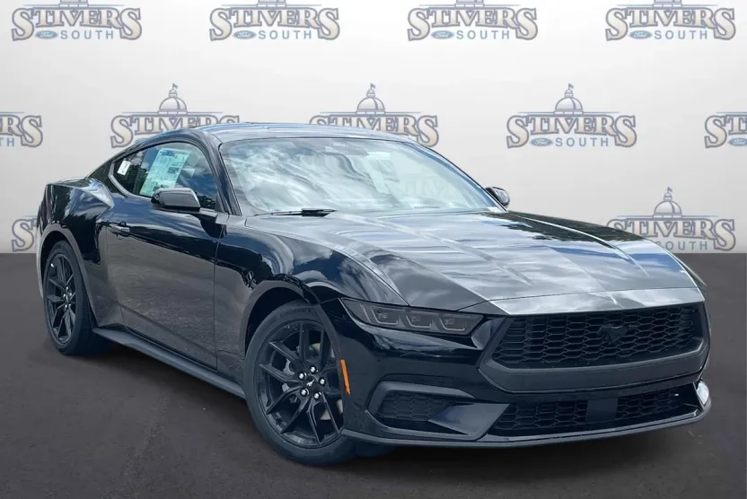2025 Ford Mustang EcoBoost photo 1