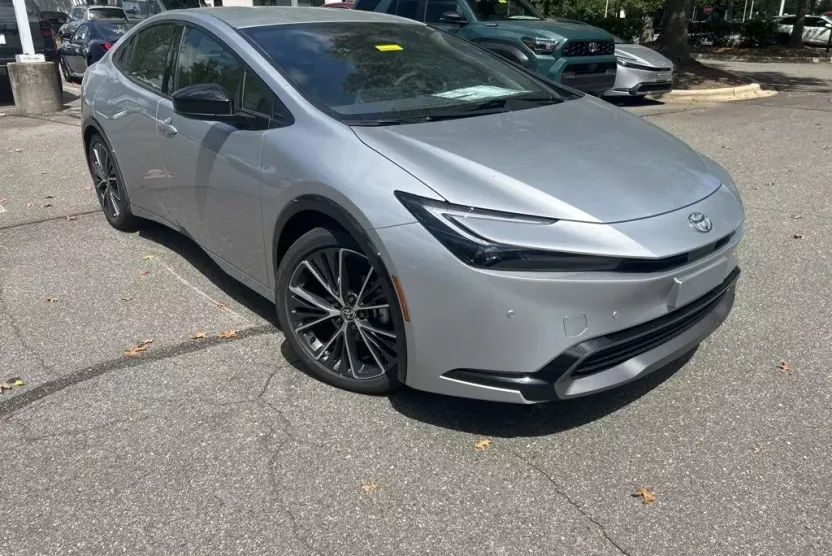 2026 Toyota Prius XLE photo 1