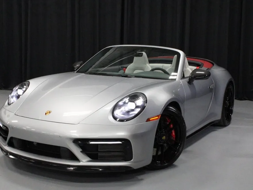 2024 Porsche 911 4 GTS Cabriolet photo 1
