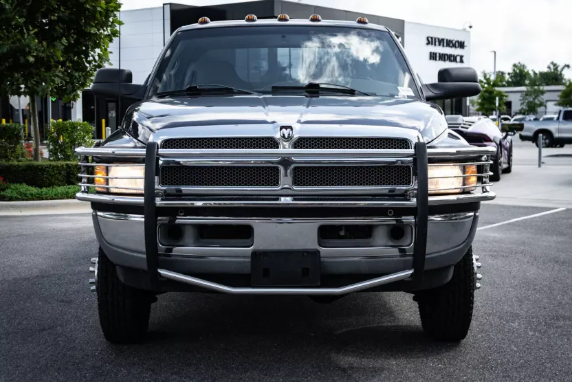 1999 Dodge Ram 3500 Laramie SLT photo 1