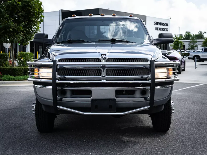 1999 Dodge Ram 3500 Laramie SLT photo 1