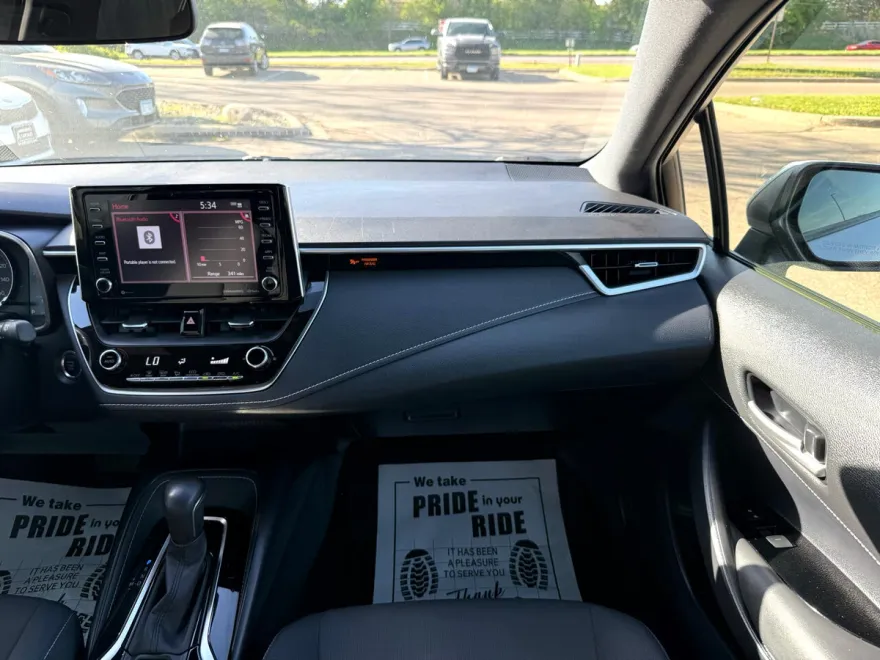 2019 Toyota Corolla SE photo 18