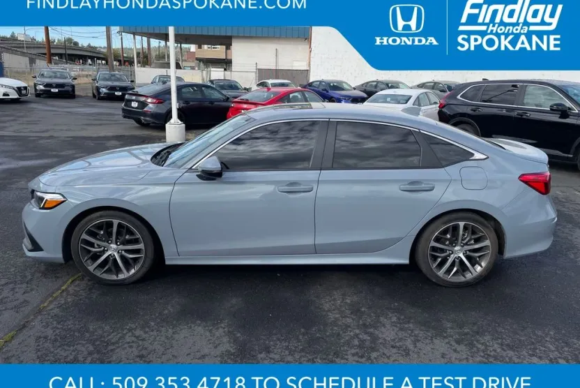 2024 Honda Civic Touring photo 1