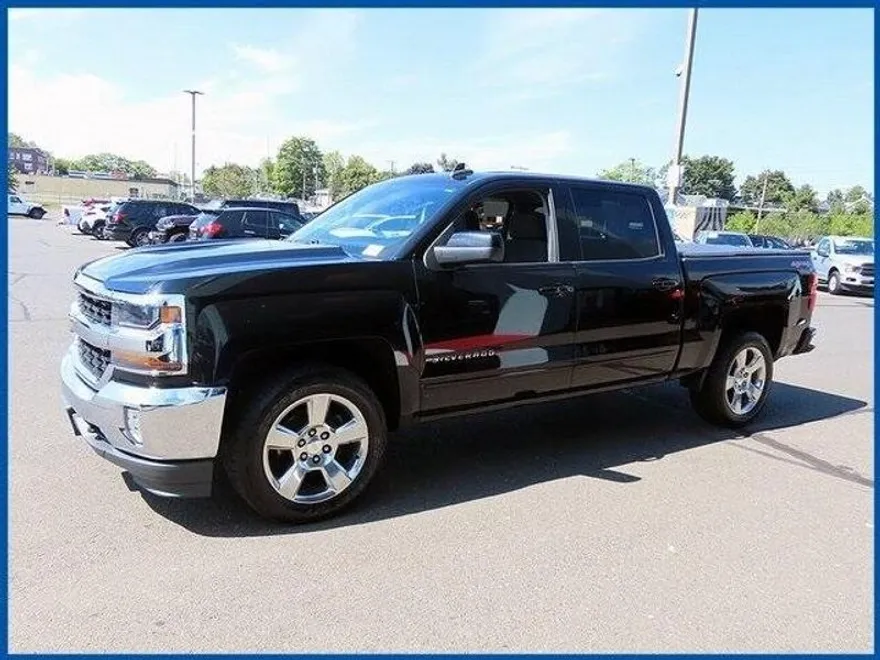 2016 Chevrolet Silverado 1500 LT photo 1