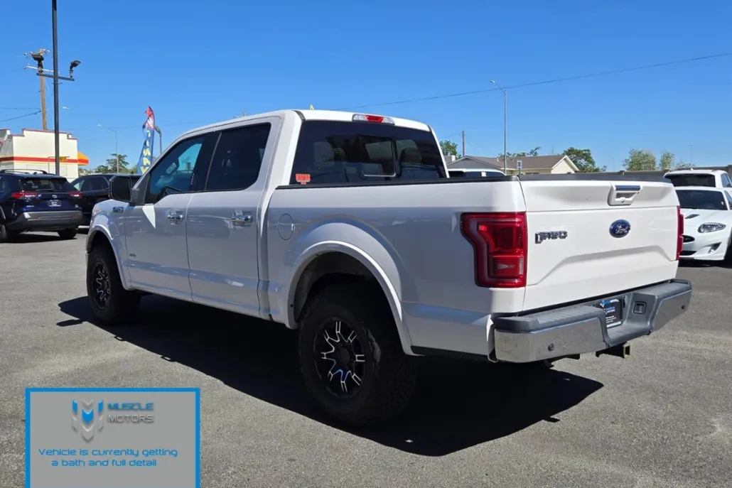 2016 Ford F-150 Lariat photo 1