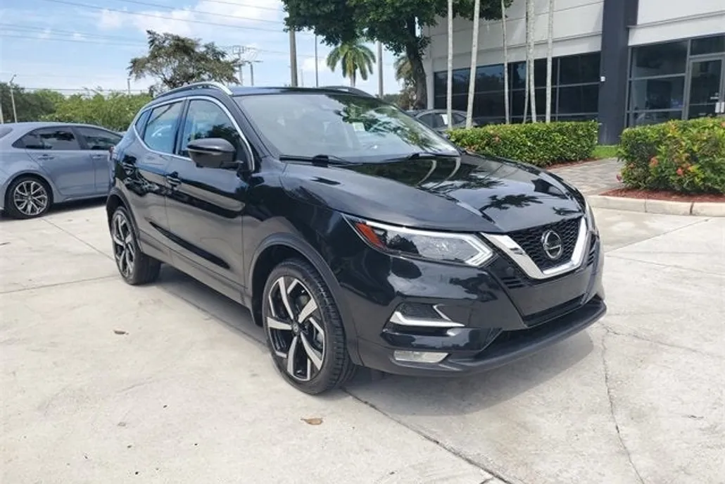 2021 Nissan Rogue SL photo 1