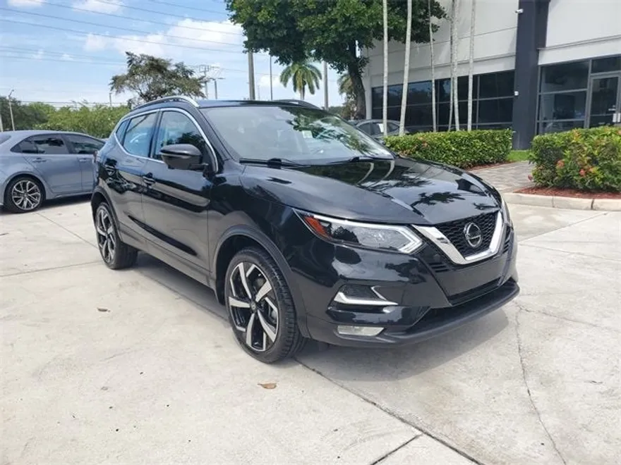 2021 Nissan Rogue SL photo 1