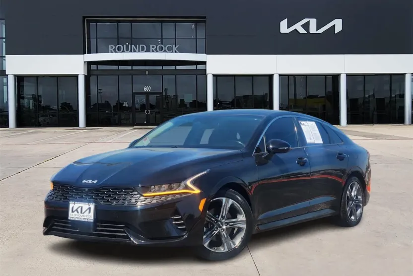 2022 Kia K5 EX photo 1