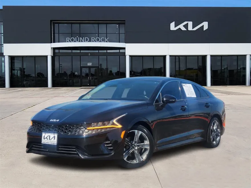 2022 Kia K5 EX photo 1