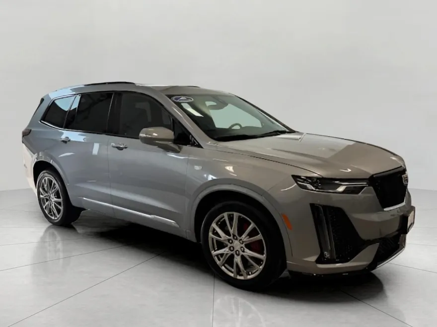 2024 Cadillac XT6 Sport photo 1