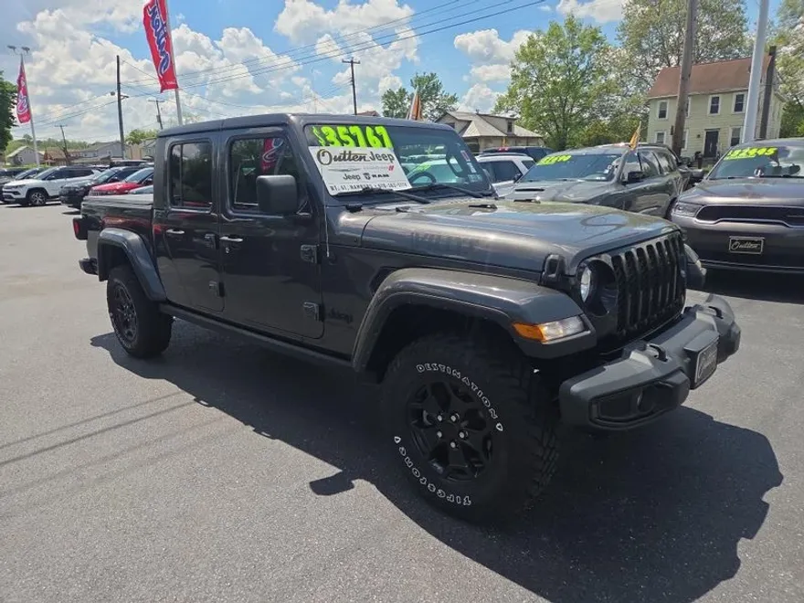 2022 Jeep Gladiator Willys photo 1