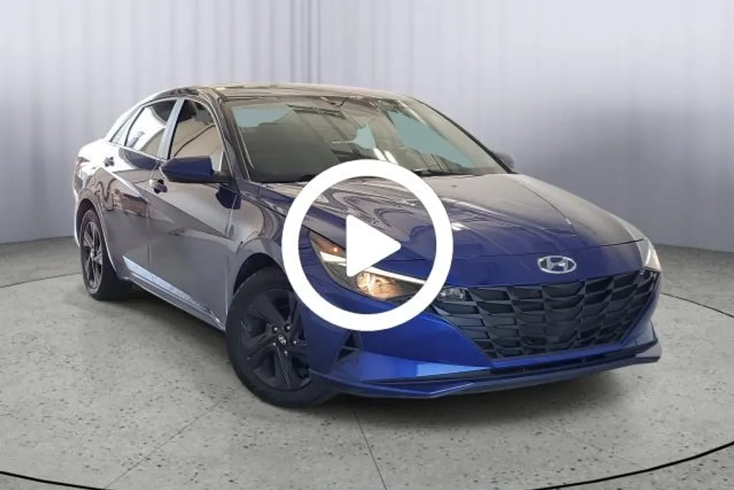 2021 Hyundai Elantra SEL photo 1