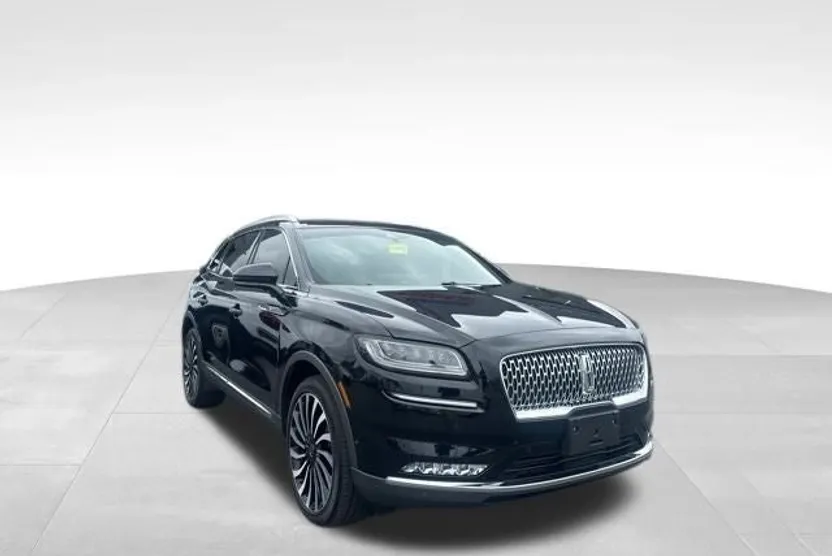 2022 Lincoln Nautilus Black Label photo 1