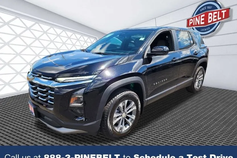 2026 Chevrolet Equinox LT photo 1