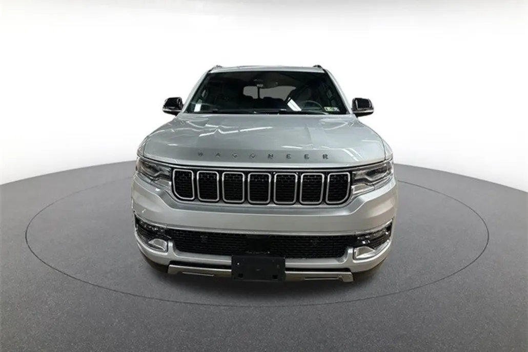 2024 Jeep Wagoneer Series III photo 1