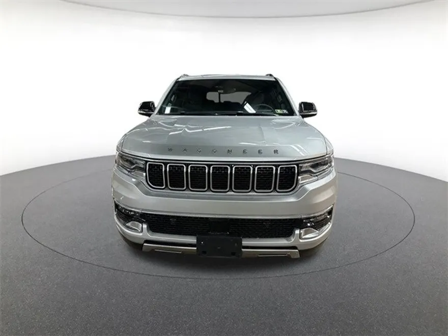 2024 Jeep Wagoneer Series III photo 1