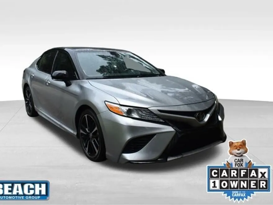 2020 Toyota Camry XSE V6 photo 1