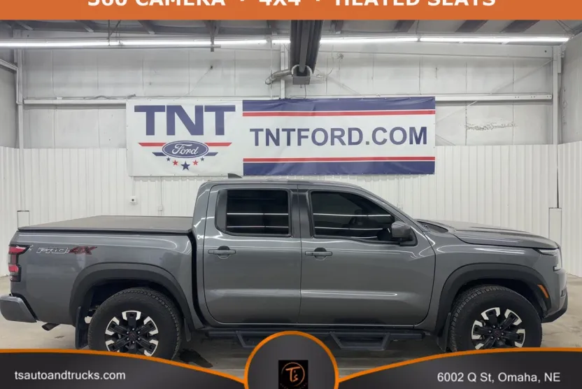 2023 Nissan Frontier PRO-4X photo 1